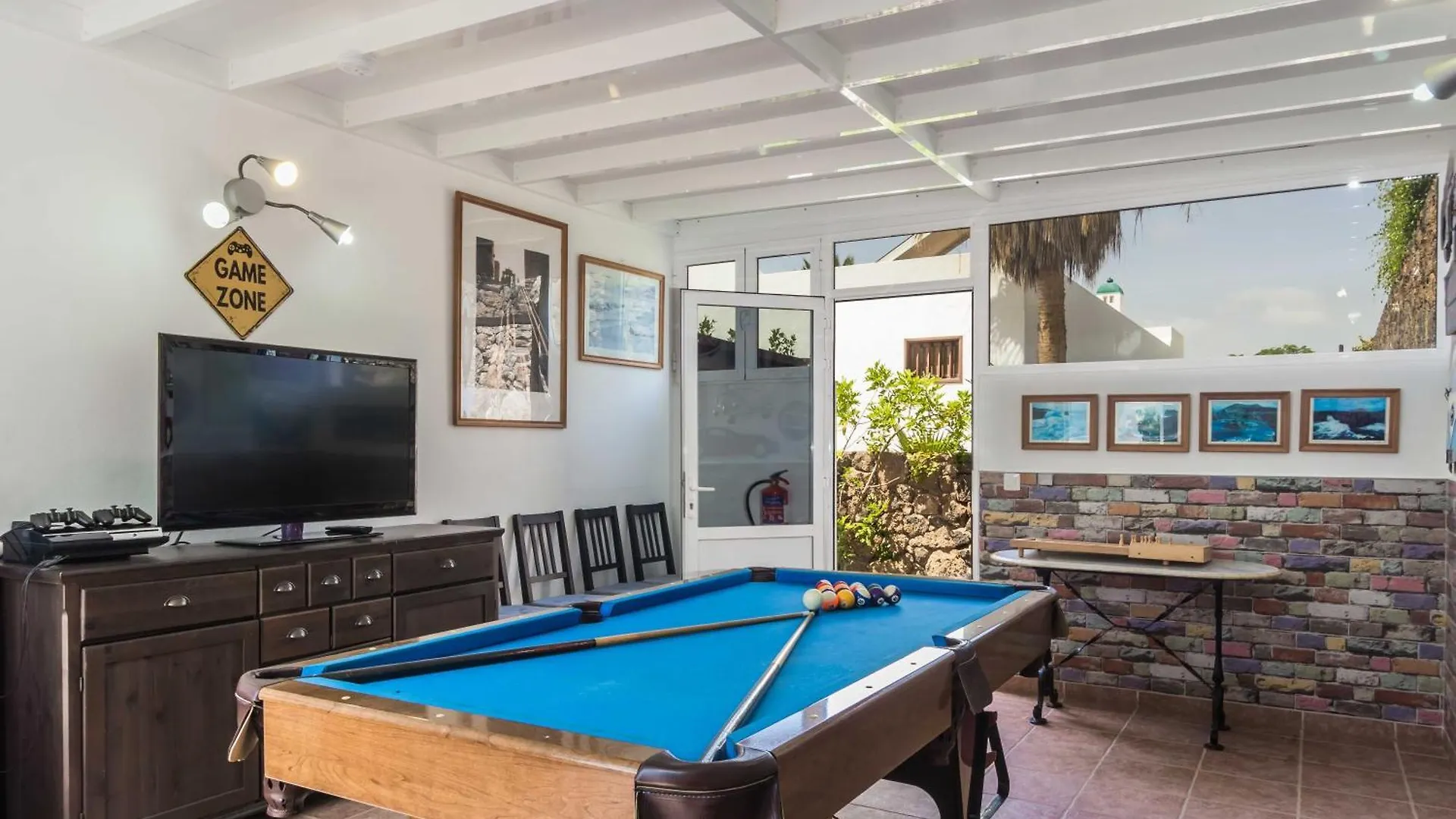 Charming Puerto Del Carmen Villa 4 Bedrooms Villa Tarez Private Pool Close To The Old Town بويرتو ذيل كارمين