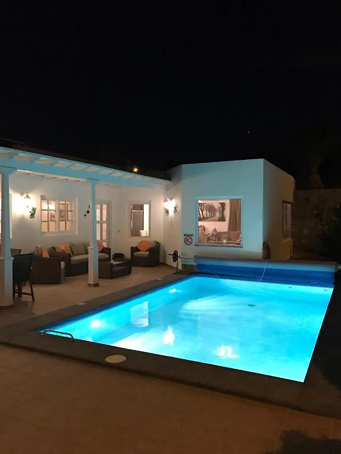 Charming Puerto Del Carmen Villa 4 Bedrooms Villa Tarez Private Pool Close To The Old Town