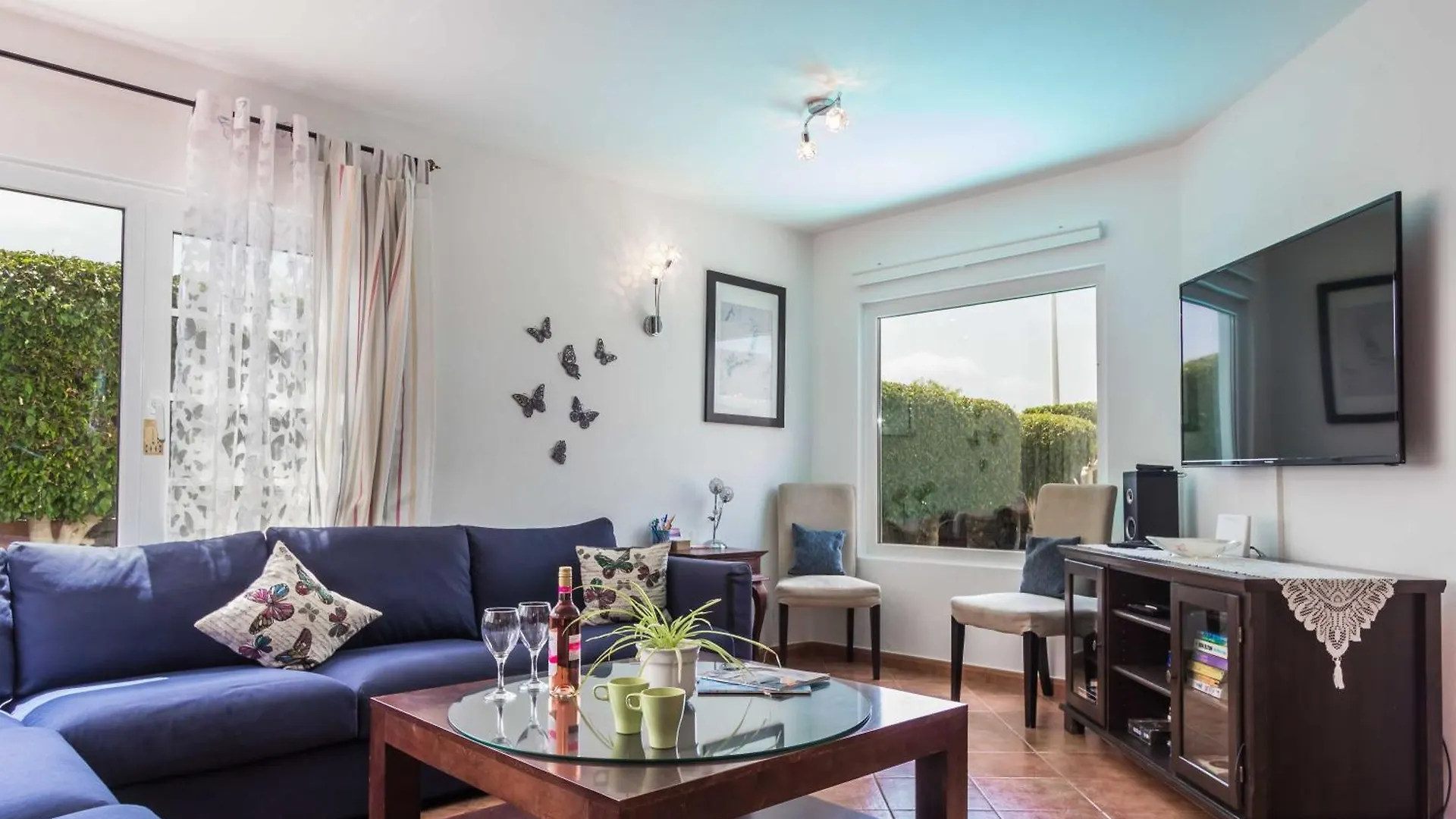 Charming Puerto Del Carmen Villa 4 Bedrooms Villa Tarez Private Pool Close To The Old Town Puerto del Carmen (Lanzarote)
