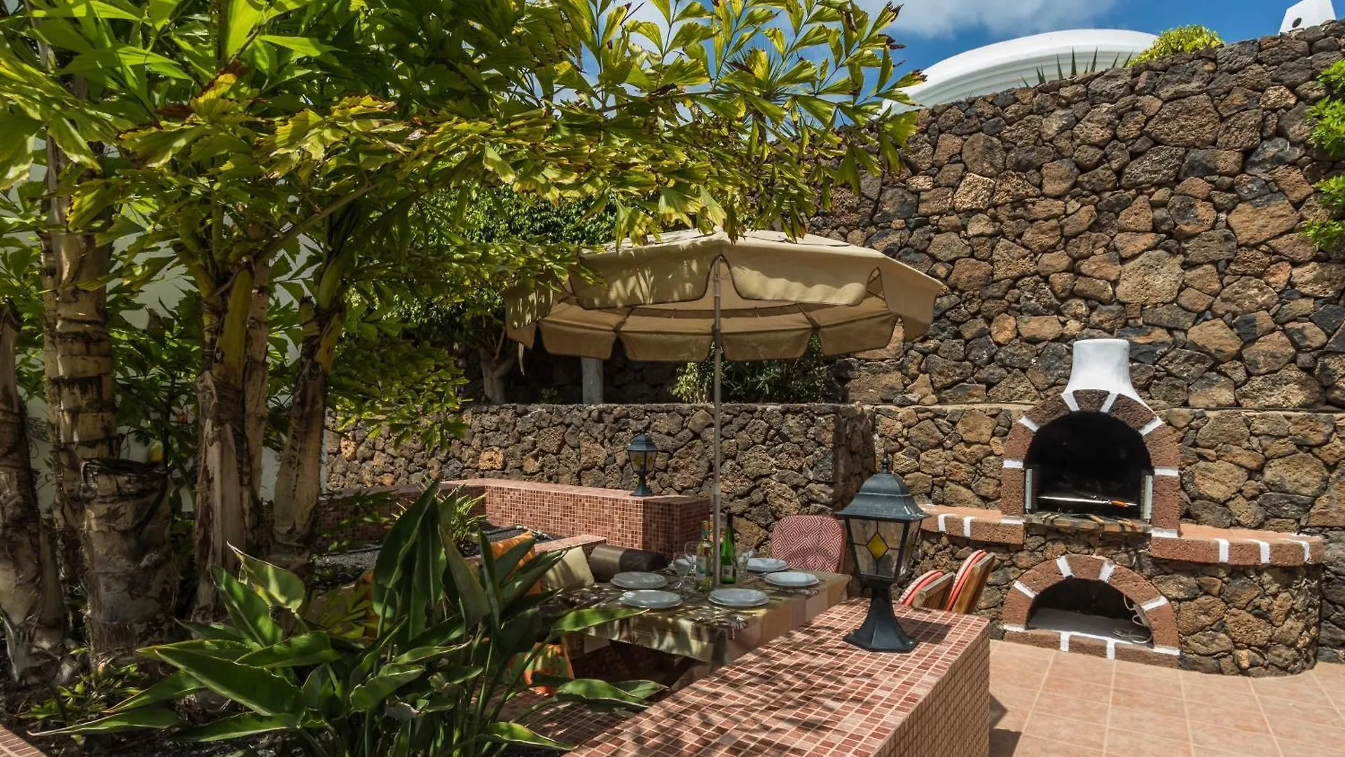 Charming Puerto Del Carmen Villa 4 Bedrooms Villa Tarez Private Pool Close To The Old Town İspanya